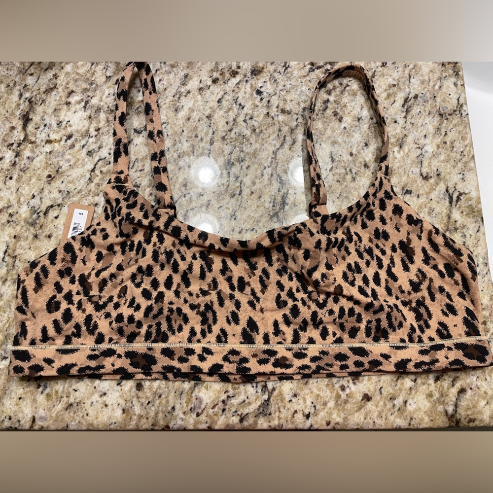 SKIMS Kim Kardashian Leopard Print Sports Bra